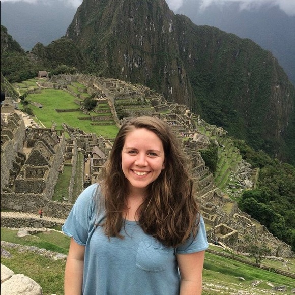 Meet your Posher, Katie - Picture 4 of 5